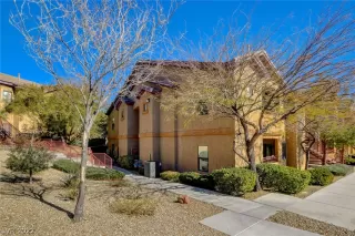 Photo #1: 2369715 Listing 