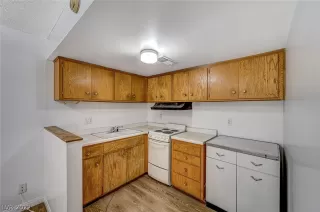 Photo #1: 2369734 Listing