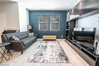 Photo #4: 2369760 Listing 