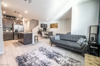 Photo #6: 2369760 Listing 