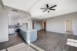 Photo #5: 2369795 Listing 