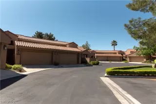 Photo #3: 2369796 Listing 