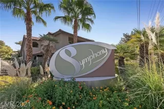 Photo #3: 2369817 Listing 