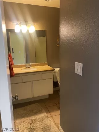 Photo #5: 2369821 Listing 