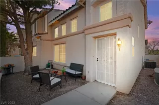 Photo #2: 2369869 Listing 