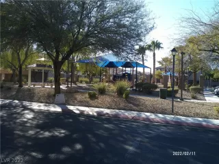 Photo #2: 2369881 Listing