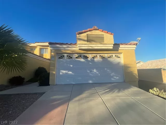 MLS: 2369890 Condo For Sale