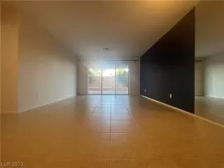 Photo #3: 2369890 Listing 