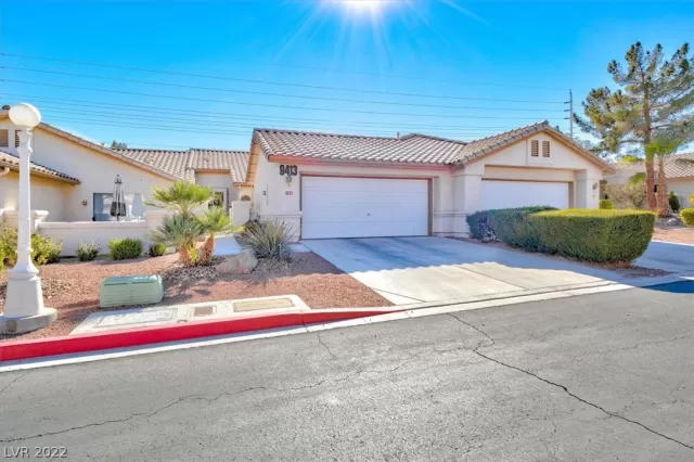 MLS: 2369894 Condo For Sale