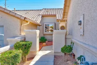 Photo #2: 2369894 Listing