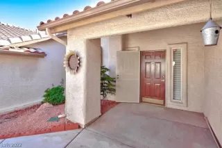 Photo #3: 2369894 Listing