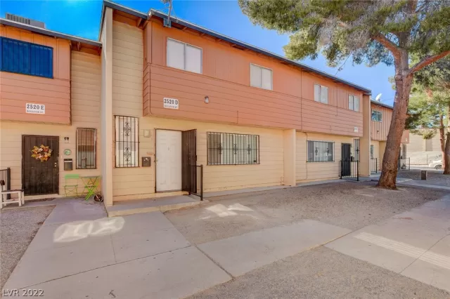 MLS: 2369915 Condo For Sale