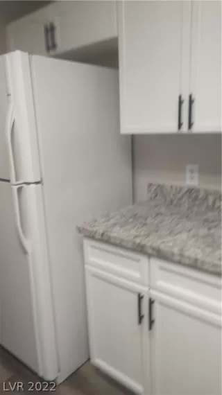 Photo #2: 2369964 Listing