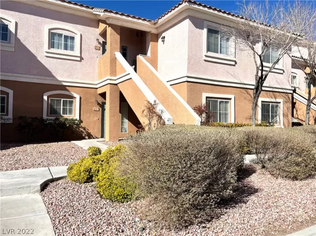 MLS: 2369975 Condo For Sale