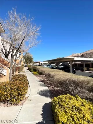 Photo #1: 2369975 Listing