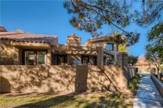 Photo #2: 2370002 Listing