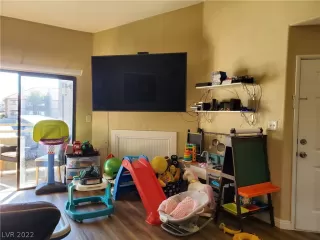 Photo #3: 2370024 Listing 