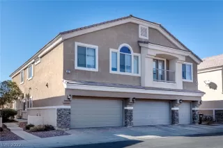 Photo #4: 2370031 Listing 