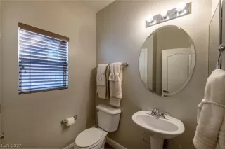 Photo #6: 2370031 Listing 