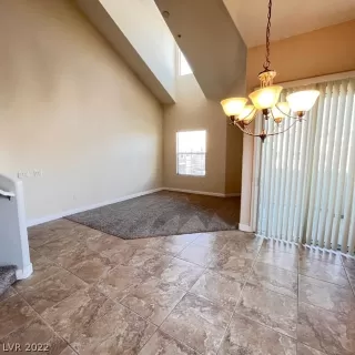 Photo #6: 2370034 Listing 