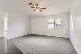 Photo #2: 2370047 Listing 