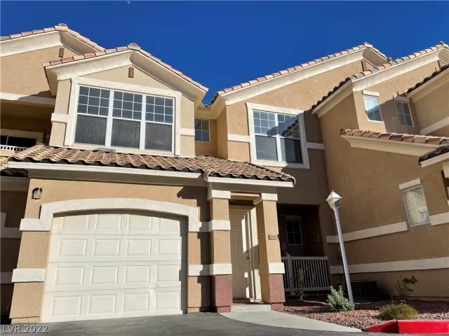 MLS: 2370062 Condo For Sale