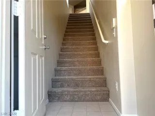 Photo #2: 2370062 Listing 