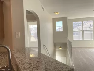 Photo #6: 2370062 Listing 