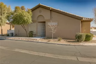 Photo #2: 2370079 Listing