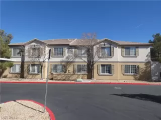 Photo #1: 2370089 Listing