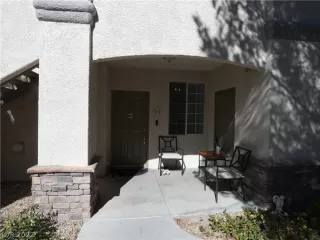 Photo #5: 2370089 Listing