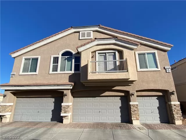 MLS: 2370120 Condo For Sale