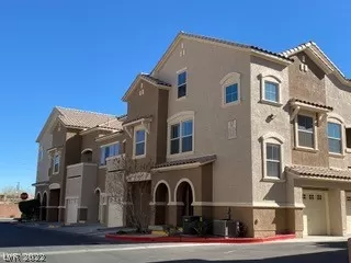 Photo #1: 2370135 Listing 