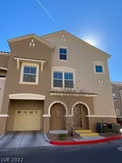 Photo #2: 2370135 Listing 