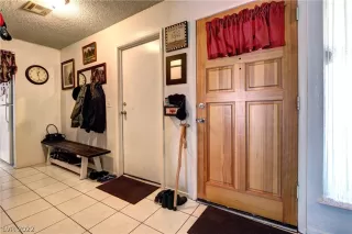 Photo #1: 2370141 Listing 