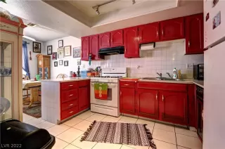 Photo #5: 2370141 Listing 