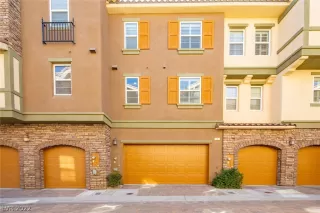 Photo #1: 2370158 Listing 