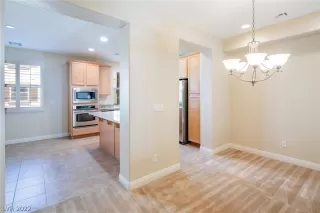 Photo #6: 2370158 Listing 