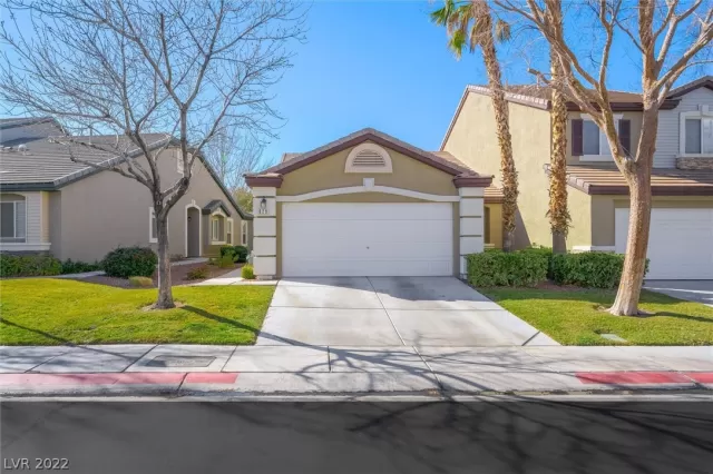 MLS: 2370166 Condo For Sale