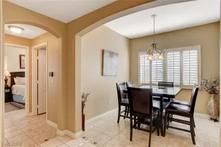 Photo #1: 2370207 Listing