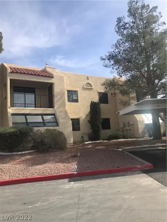 MLS: 2370222 Condo For Sale