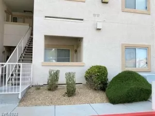 Photo #1: 2370268 Listing 