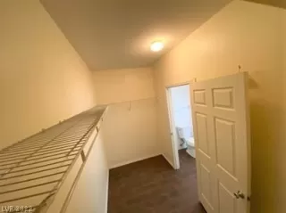 Photo #3: 2370268 Listing 