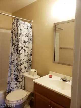 Photo #5: 2370278 Listing 