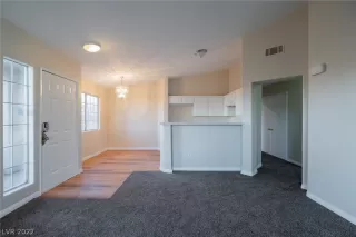 Photo #6: 2370285 Listing