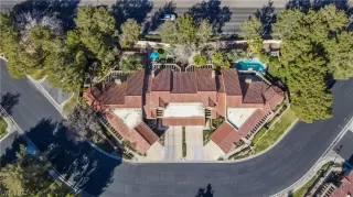 Photo #3: 2370286 Listing 