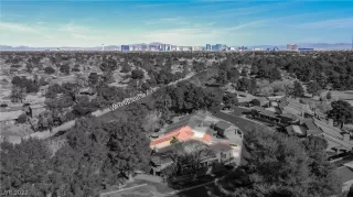 Photo #5: 2370286 Listing 