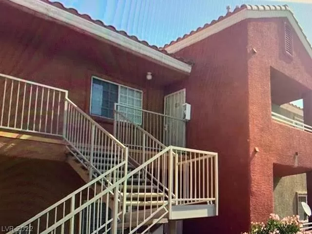 MLS: 2370296 Condo For Sale