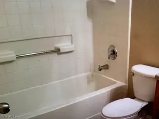 Photo #3: 2370296 Listing 