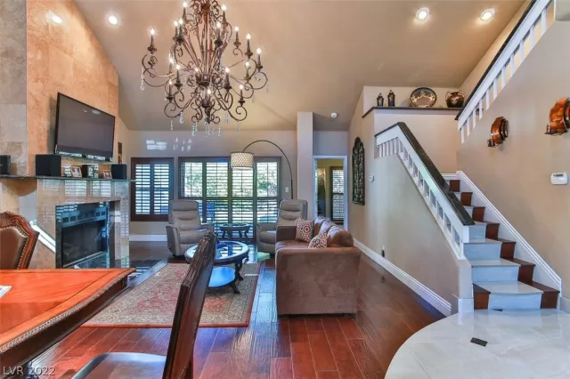 MLS: 2370327 Condo For Sale